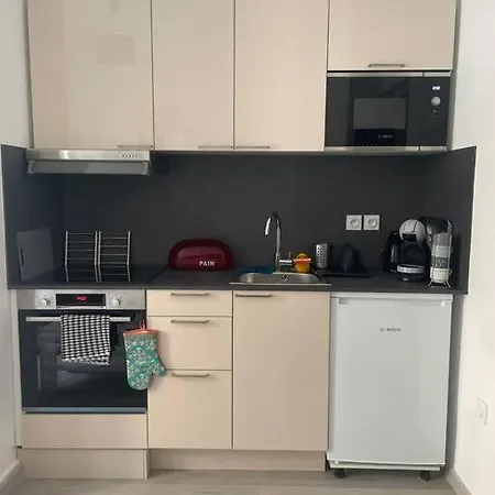 Apartment Cosy In Paris