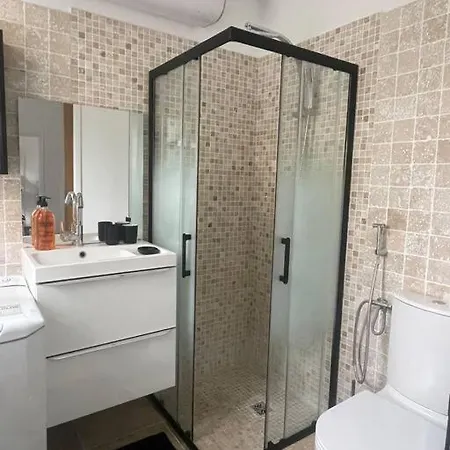 Apartment Cosy In Paris Saint-Ouen (Seine-Saint-Denis)